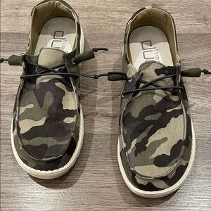 Hey Dude Women’s Green Camo Loafers